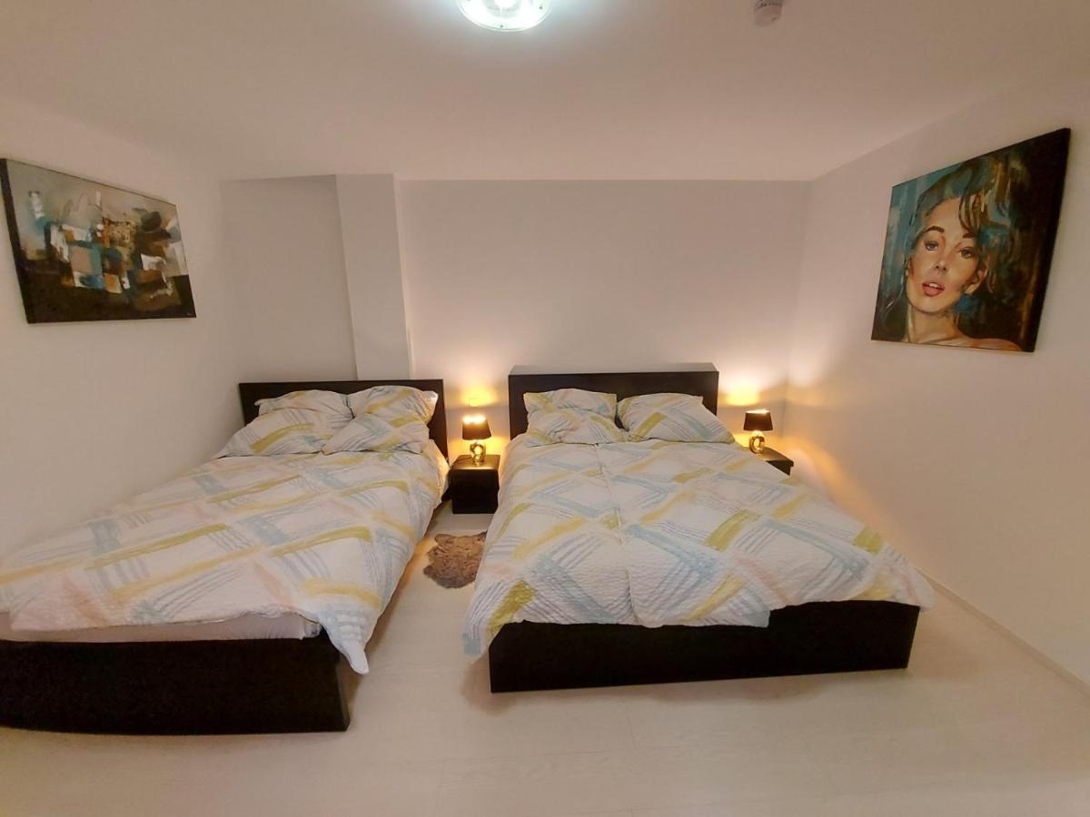 Several Different Rooms, Newly Furnished, In A New House In Vichten Exterior photo
